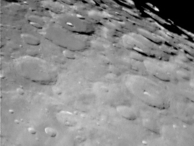 Mond4 3000mm.26.03.02 Webcam.jpg
